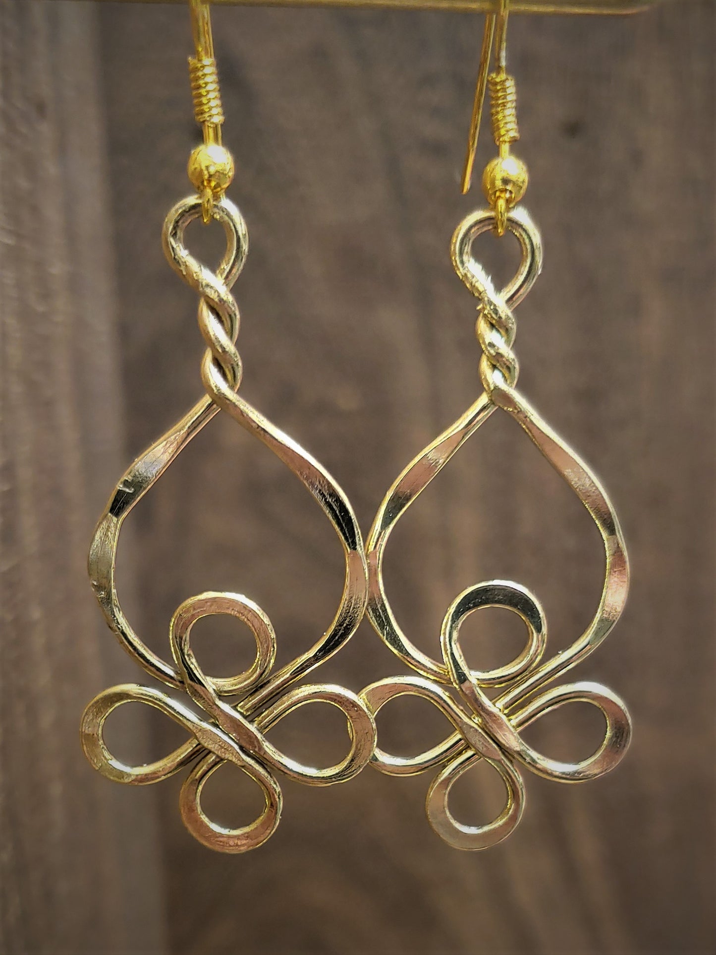 GOLD-PLATED FLOWER
