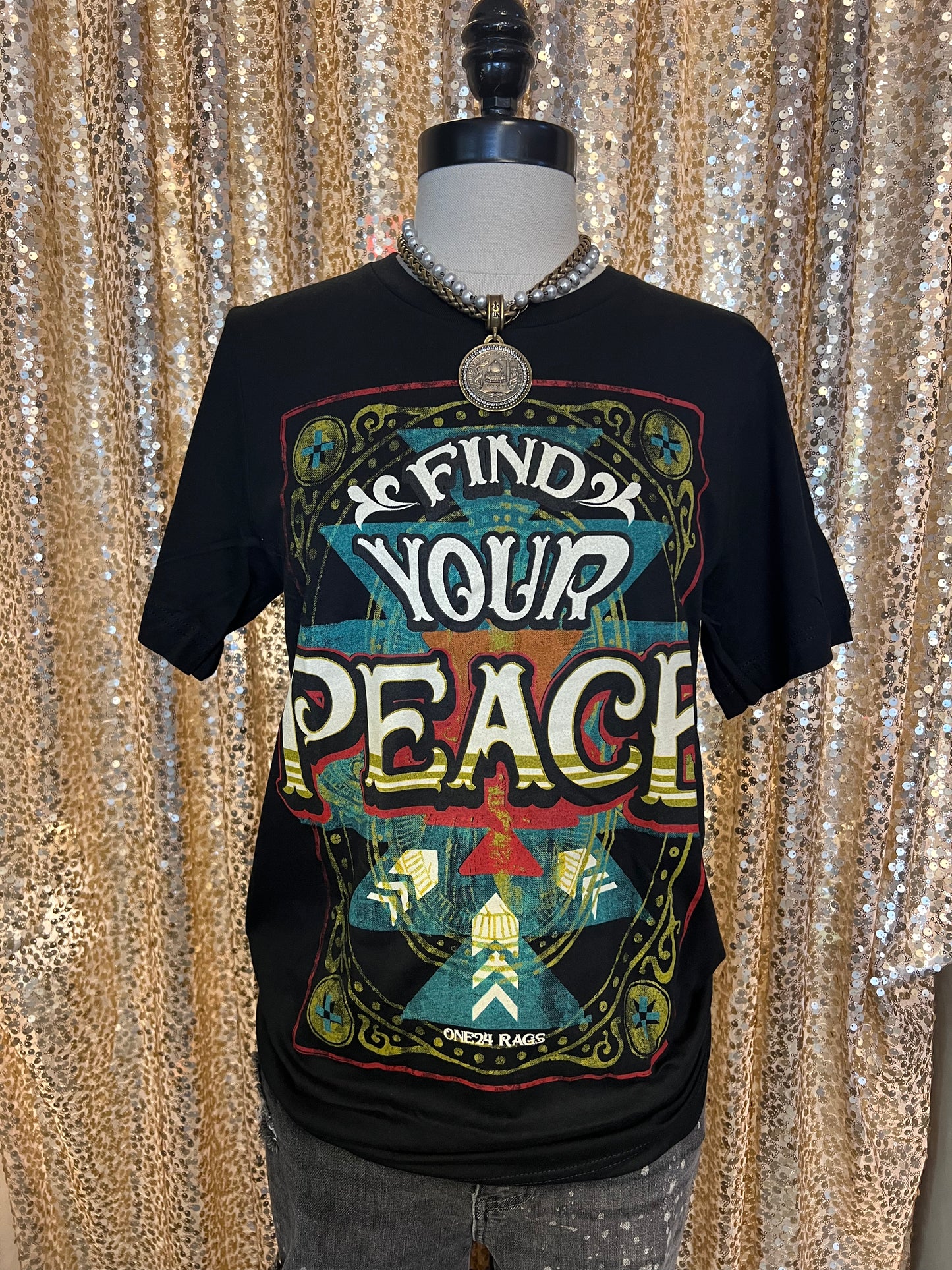 FIND YOUR PEACE TEE